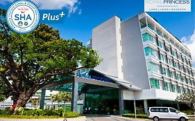 Royal Princess Larn Luang - SHA Extra Plus